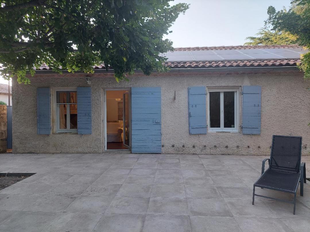 Вилла Le Petit Mas Des Alpilles En Provence Сент-Этьен-дю-Грес Экстерьер фото